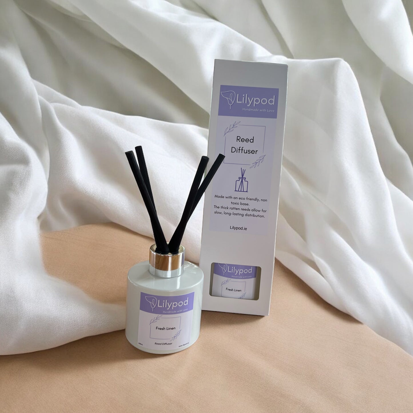 Fresh Linen Luxury Reed Diffuser